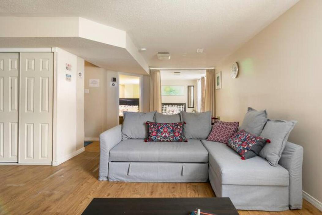 Self Check-In Spacious Apartment With Full Kitchen Ottawa Extérieur photo