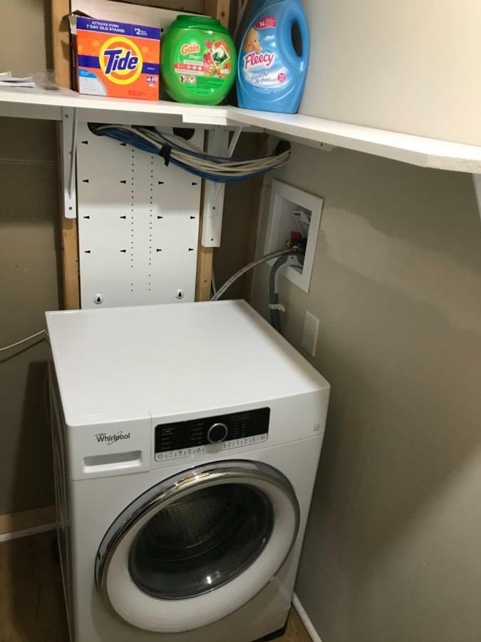 Self Check-In Spacious Apartment With Full Kitchen Ottawa Extérieur photo