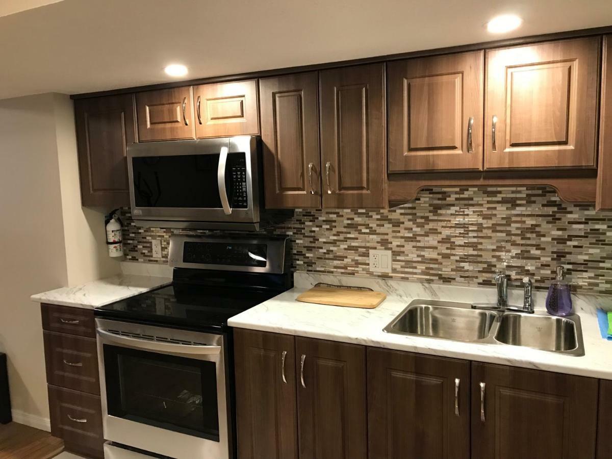 Self Check-In Spacious Apartment With Full Kitchen Ottawa Extérieur photo